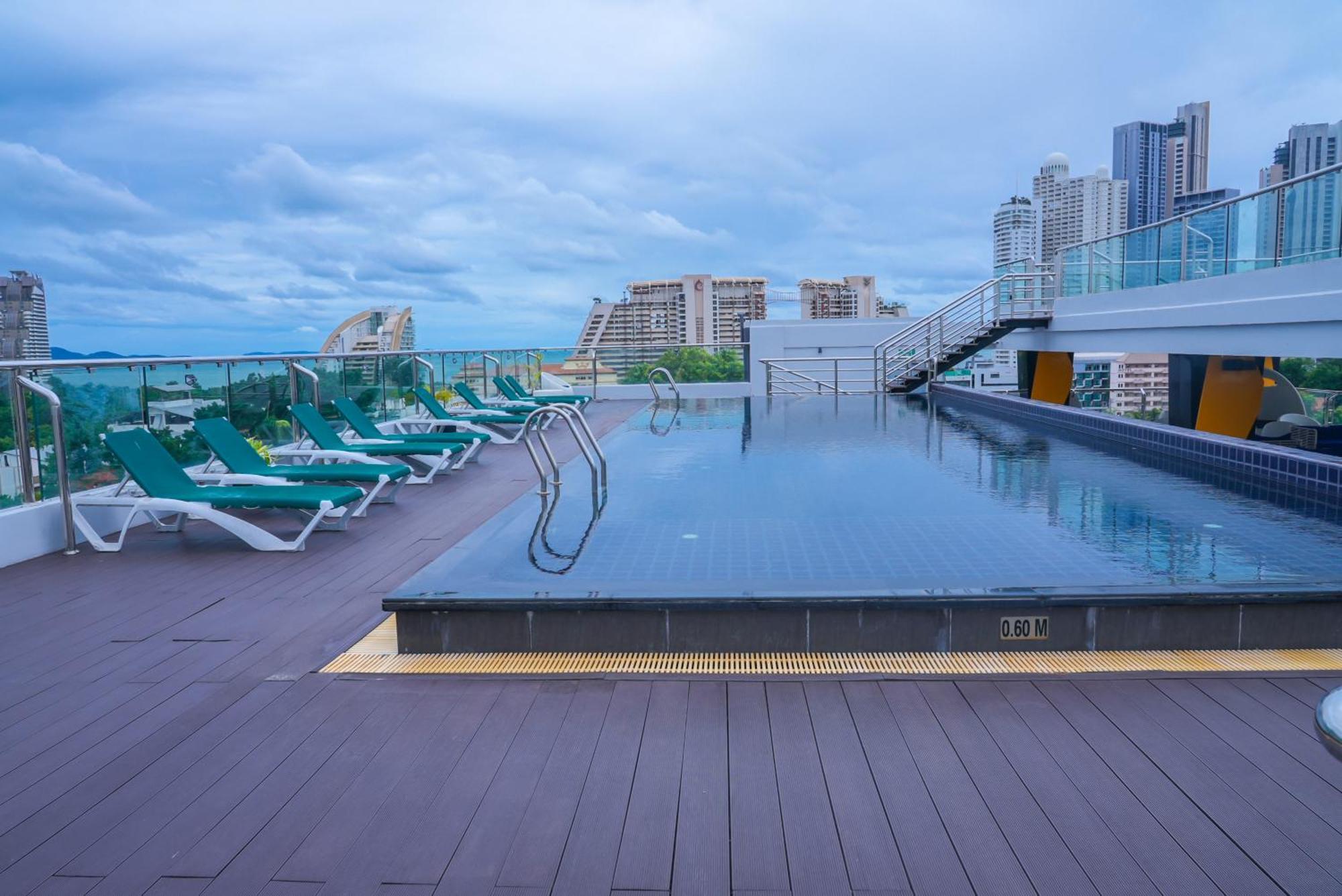 Blue Boat Hotel Jc Паттайя Экстерьер фото