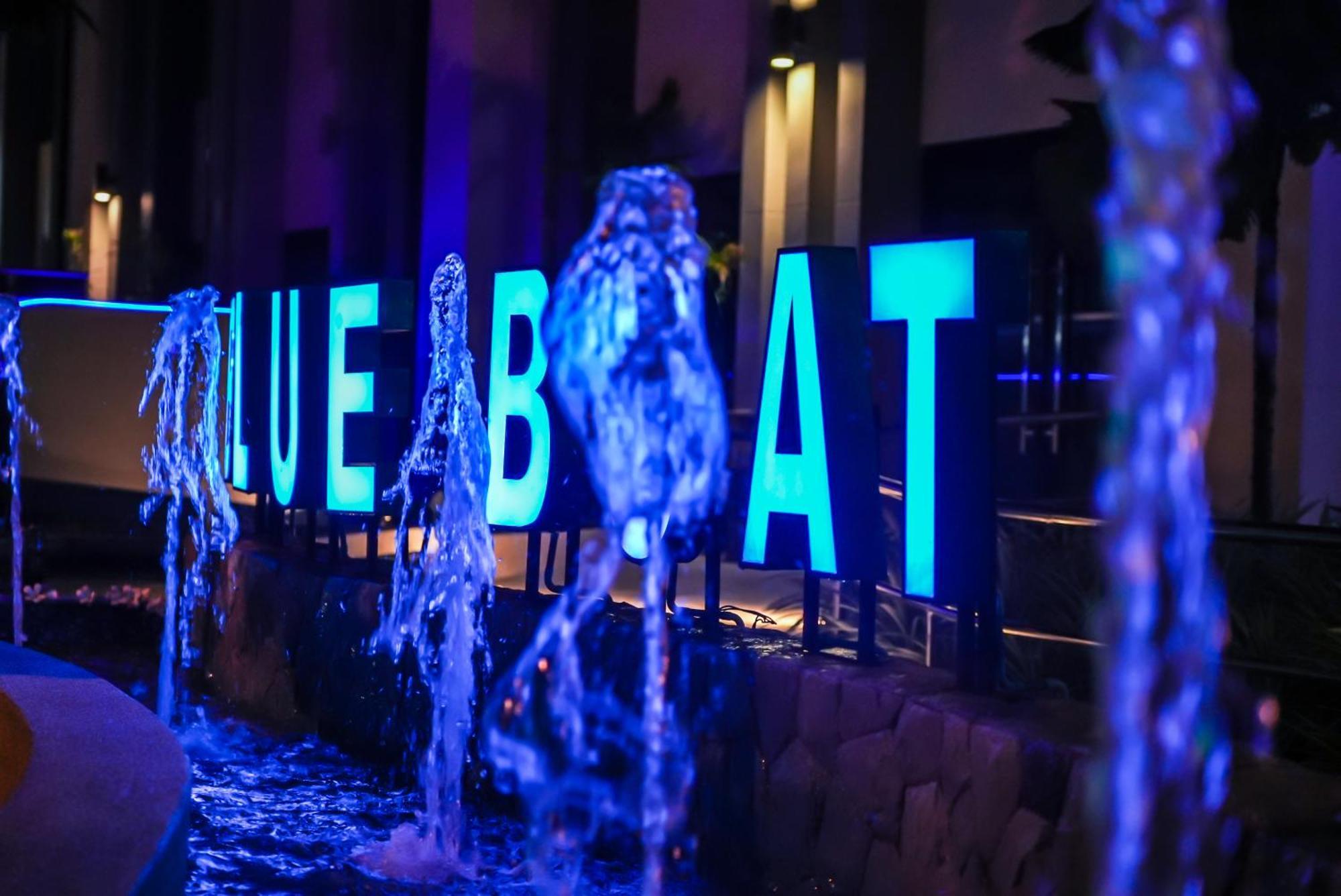 Blue Boat Hotel Jc Паттайя Экстерьер фото