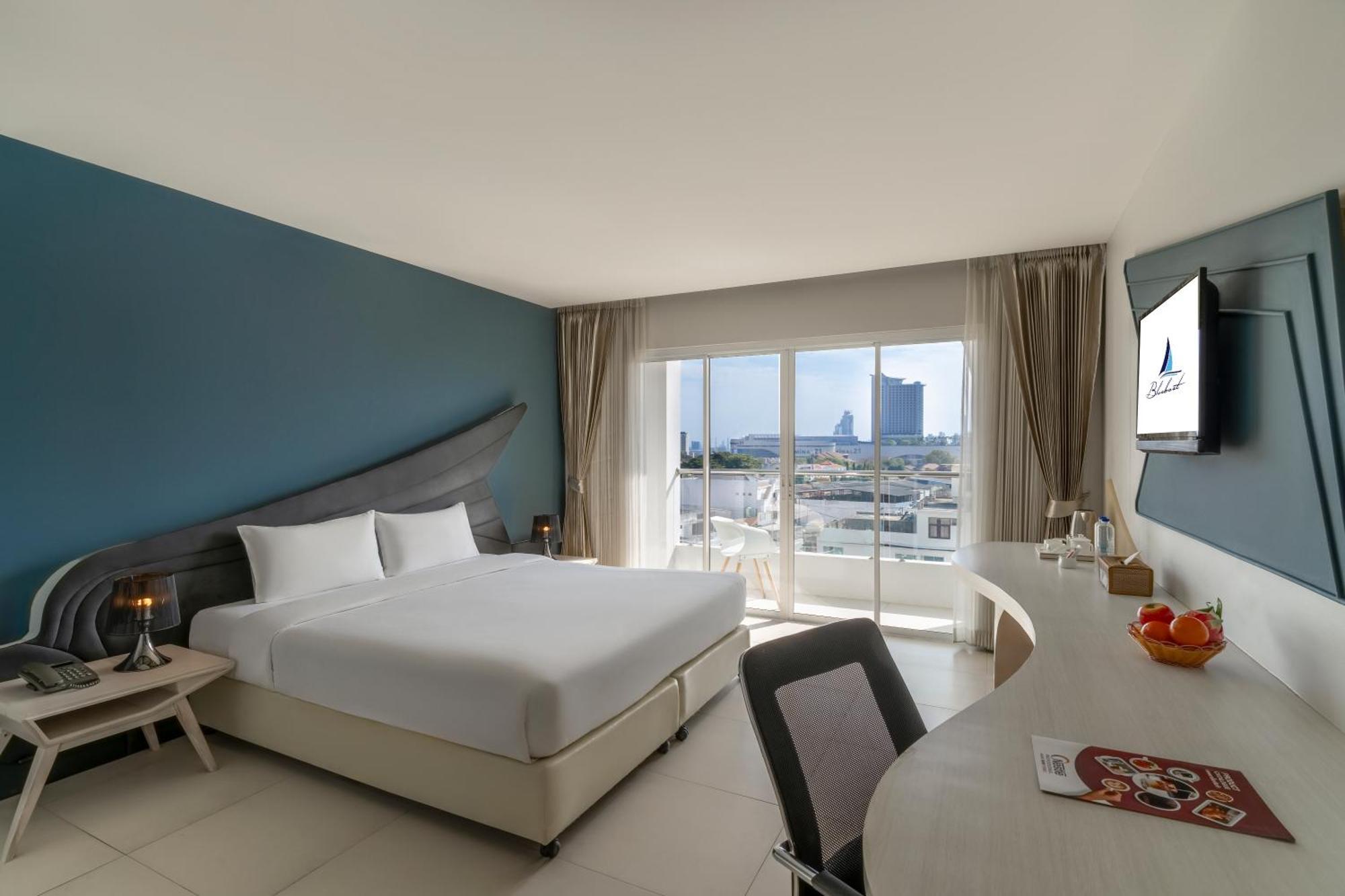 Blue Boat Hotel Jc Паттайя Экстерьер фото