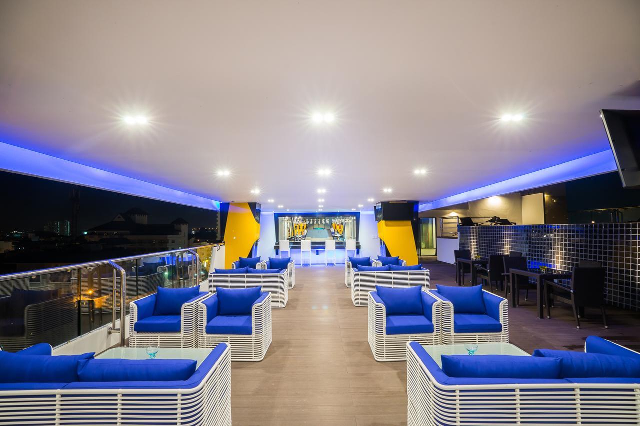 Blue Boat Hotel Jc Паттайя Экстерьер фото